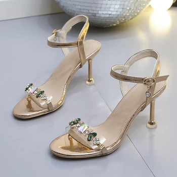 Лято 2023 г. Нови модни дамски сандали с кръгло бомбе и катарама, украсена със скъпоценни камъни, Разнообразни дамски обувки на висок ток
